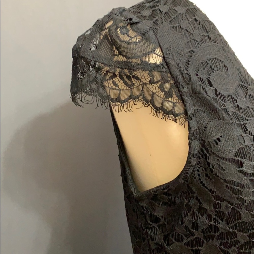 SALE lacy LBD - Picture 4 of 7